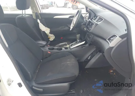 2017 Nissan Sentra S z USA, uszkodzony, nr VIN 3N1AB7AP8HY367185